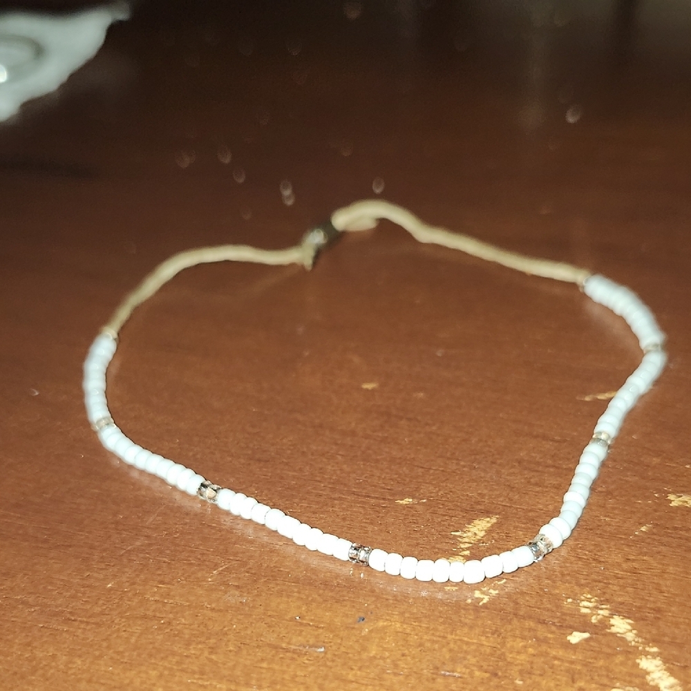 Elegant White Beaded Bracelet